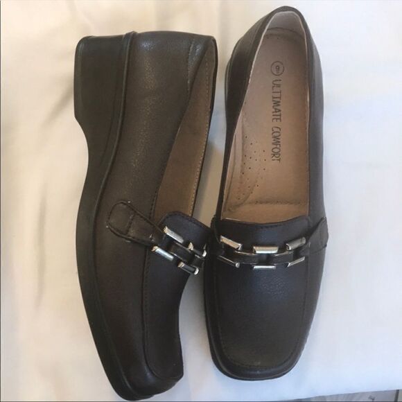 ULTIMATE COMFORT BROWN LOAFERS. NEW - Picture 2 of 6